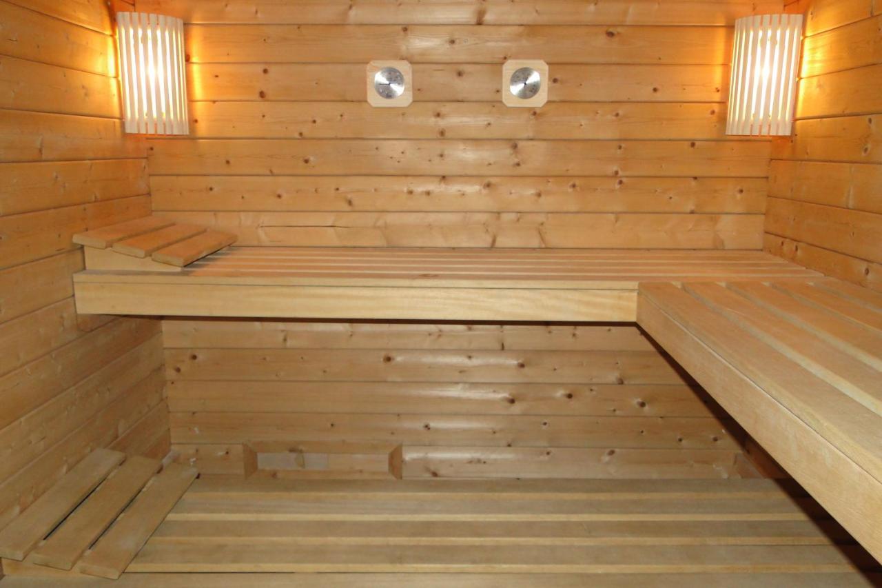 Gite 829 Montagnes Du Jura Avec Spa Et Sauna Classe 3 Etoiles Foncine-le-Haut Zewnętrze zdjęcie